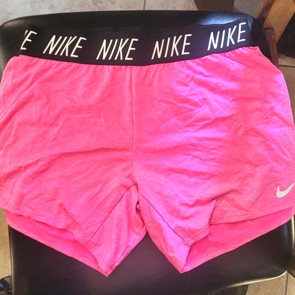Kids nike shorts